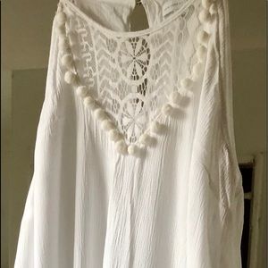 White Summer Sleeveless Dress